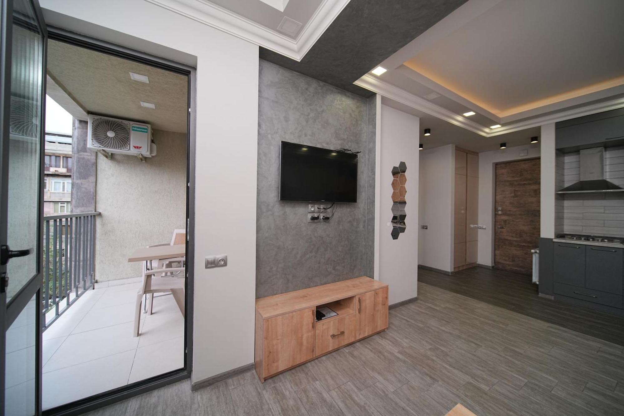 Cozy Apartments In The City Centre By Sweet Home Ереван Экстерьер фото